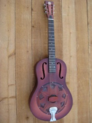 Republic 900 Wood Triolian Resonator Guitar w/ Case