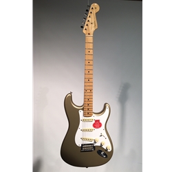 Fender Classic Player 1950s Strat, Maple Fretboard, Shoreline Gold